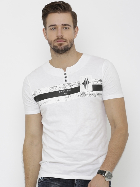 Rex Straut Jeans Men White Printed Henley Neck Slim Fit T-shirt