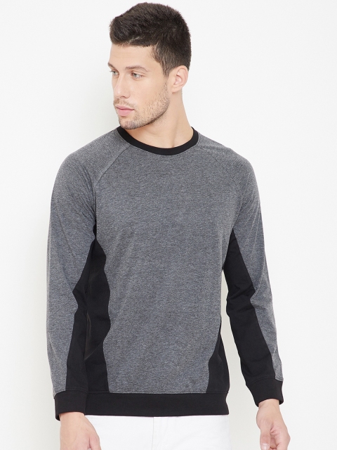 GRITSTONES Men Grey Colourblocked Round Neck T-shirt