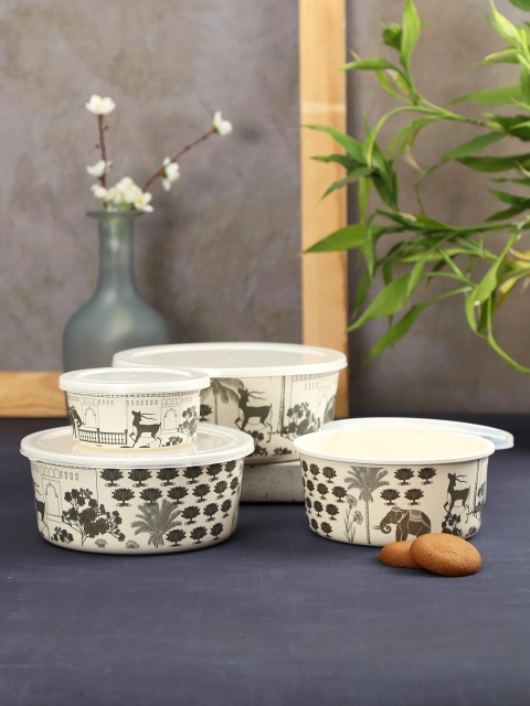 India Circus by Krsnaa Mehta Set of 4 Cream-Coloured & Black Printed Monochrome Palatial Courtyard Bamboo Storage Boxes
India Circus by Krsnaa Mehta Set of 4 Cream-Coloured & Black Printed Monochrome Palatial Courtyard Bamboo Storage Boxes