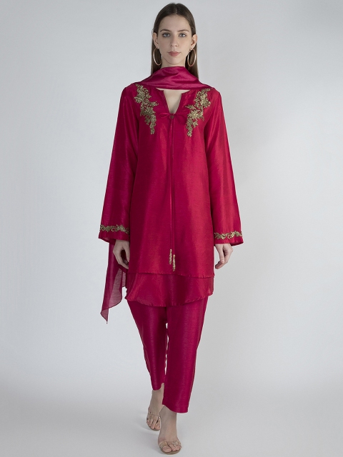Pernia Pop-Up Shop By Rocky Star Women Red Solid Kurta with Trousers & Dupatta