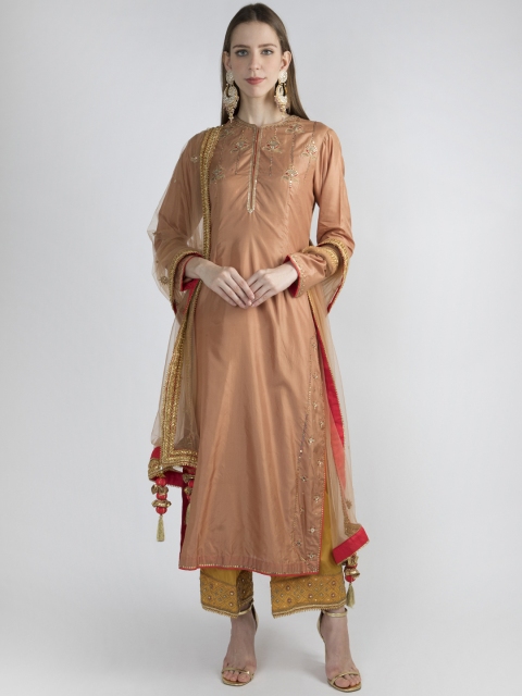 Pernia Pop-Up Shop By Priyanka Singh Women Brown & Mustard Solid Kurta Set
Pernia Pop-Up Shop By Priyanka Singh Women Brown & Mustard Solid Kurta Set