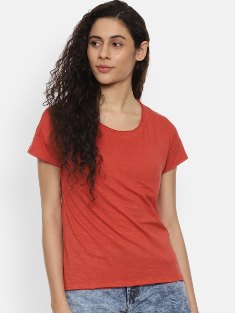 People Women Red Solid Top