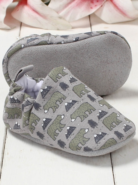 Walktrendy Girls Grey Printed Booties