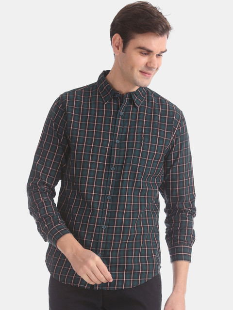 Ruggers Men Green Slim Fit Checked Casual Shirt
Ruggers Men Green Slim Fit Checked Casual Shirt