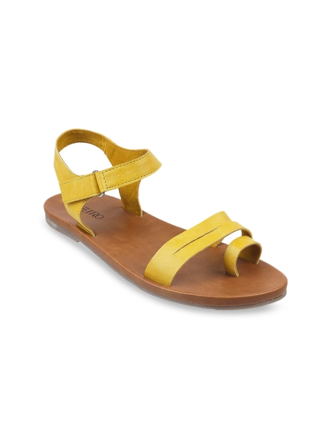 Metro Women Yellow Solid One Toe Flats
