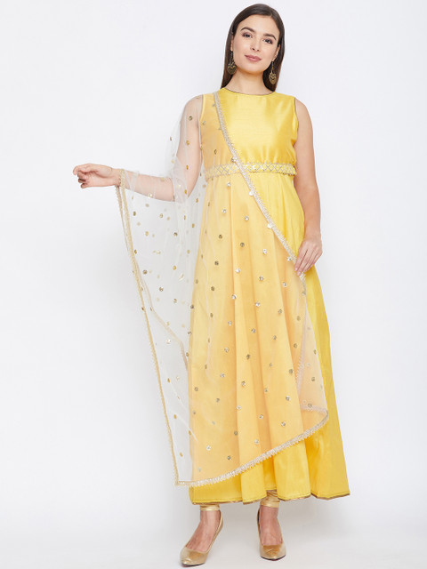 studio rasa White Sequinned Dupatta
studio rasa White Sequinned Dupatta