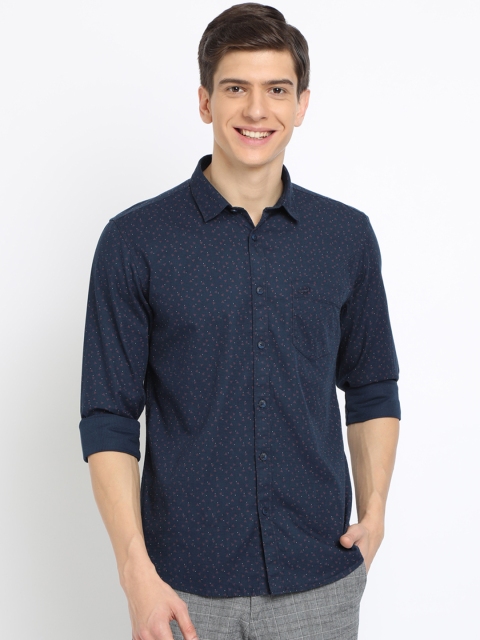 Crocodile Men Navy Blue Slim Fit Printed Casual Shirt