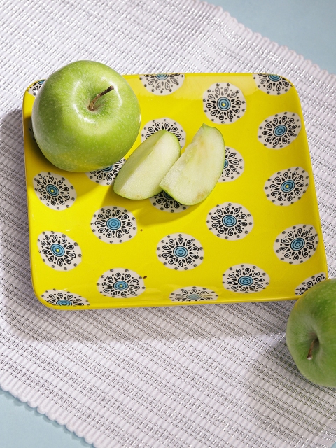 Chumbak Yellow & White Printed Plates