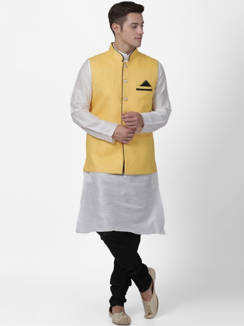 TABARD Men Yellow & Silver Solid Kurta with Churidar