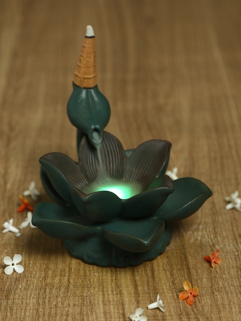 Aapno Rajasthan Green Resin Smoke Fountain with Backflow Incense Cone