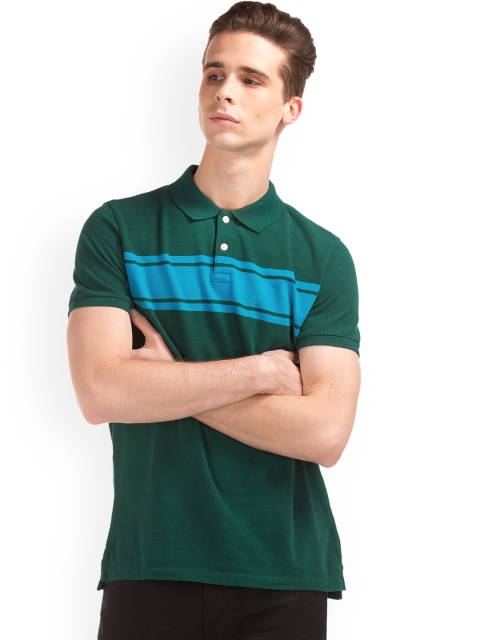 GAP Men Green Solid Polo Collar T-shirt