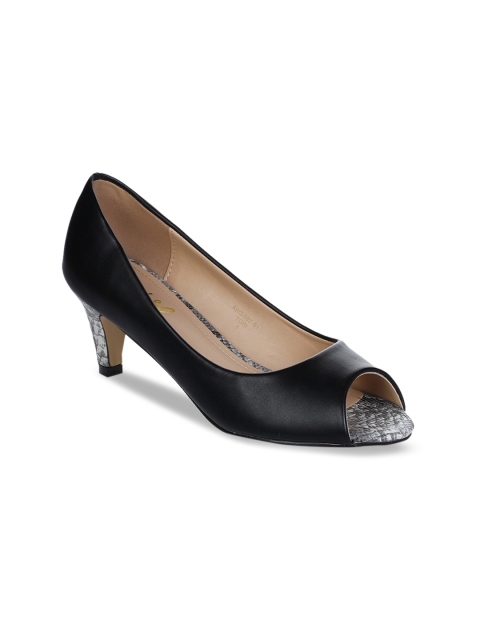 Aber & Q Women Black Solid Pumps