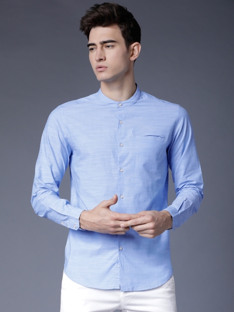 Black coffee Men Blue Slim Fit Solid Casual Shirt