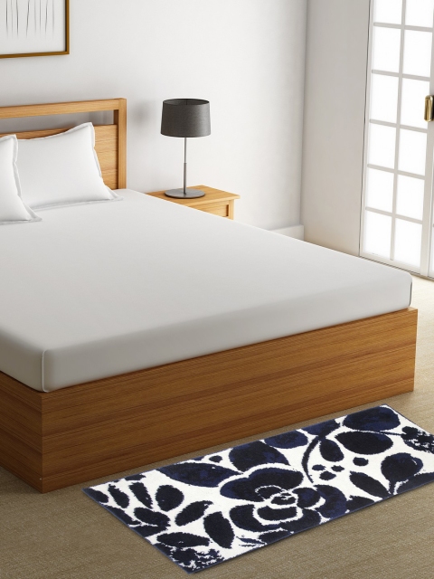 ROMEE White & Navy Blue Printed Bed Runner