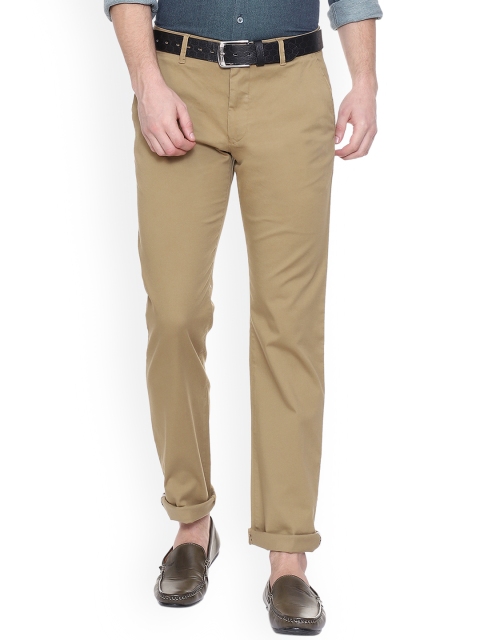 Van Heusen Sport Men Khaki Slim Fit Solid Regular Trousers