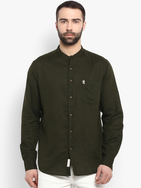 Red Tape Men Green Regular Fit Solid Casual Shirt