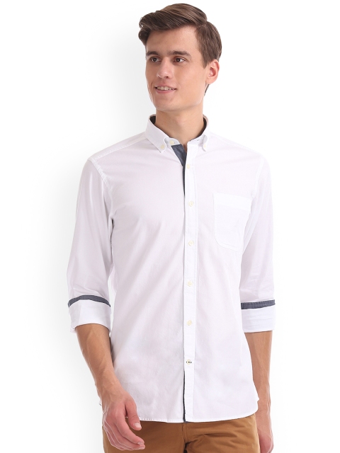 Nautica Men White Regular Fit Solid Casual Shirt