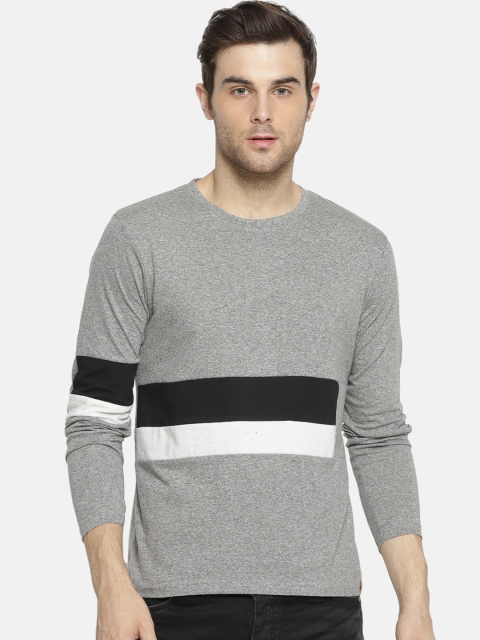 Campus Sutra Men Grey Striped Round Neck T-shirt
