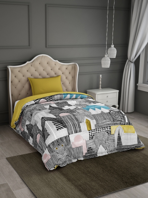 SPACES Black Abstract AC Room 150 GSM Single Bed Comforter