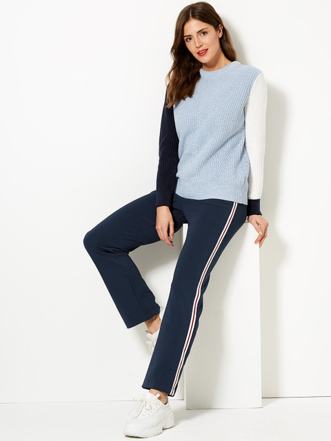 Marks & Spencer Women Navy Blue Solid Regular-Fit Trackpant
Marks & Spencer Women Navy Blue Solid Regular-Fit Trackpant