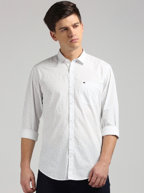 Peter England Casuals Men White & Blue Slim Fit Printed Casual Shirt