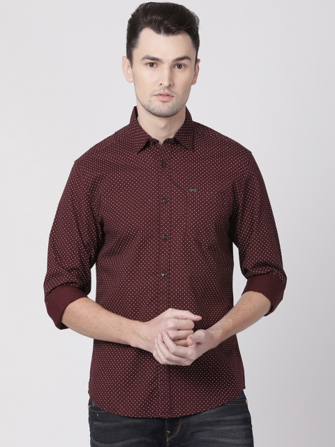 Toss Winner Men Burgundy Slim Fit Printed Casual Shirt