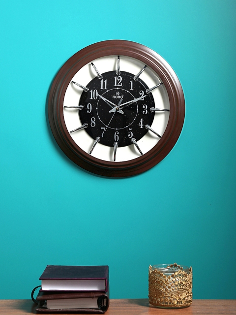 Horo White & Black Handcrafted Round Solid Analogue Wall Clock
