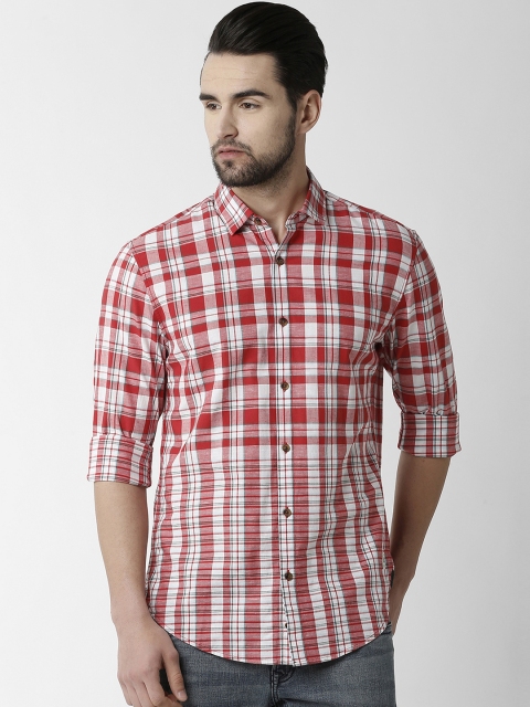 Peter England Casuals Men Red & Off-White Slim Fit Checked Casual Shirt