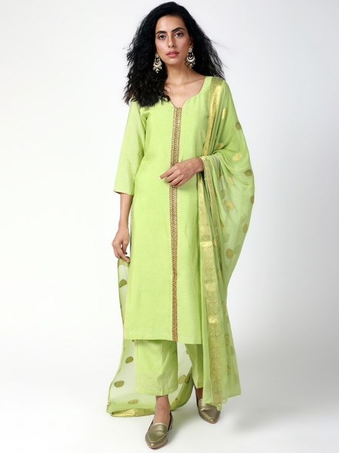 trueBrowns Women Green & Solid Kurta with Palazzos & Dupatta