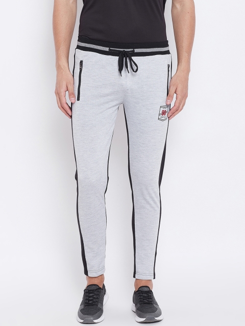 Duke Men Black Solid Slim-Fit Trackpant