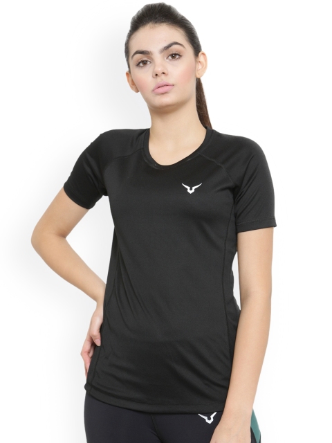 Invincible Women Black Solid Round Neck T-shirt
