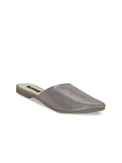 Kielz Women Grey Solid Mules