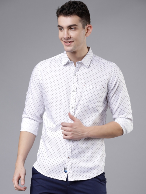 LOCOMOTIVE Men White Slim Fit Printed Casual Shirt