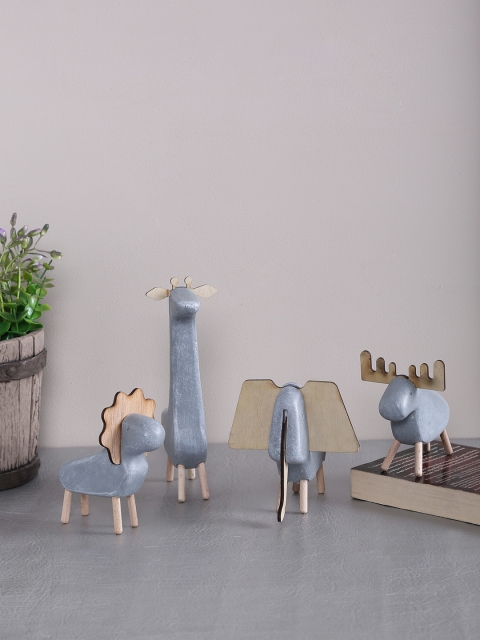 TAYHAA Set of 4 Grey Resin Animals Showpiece