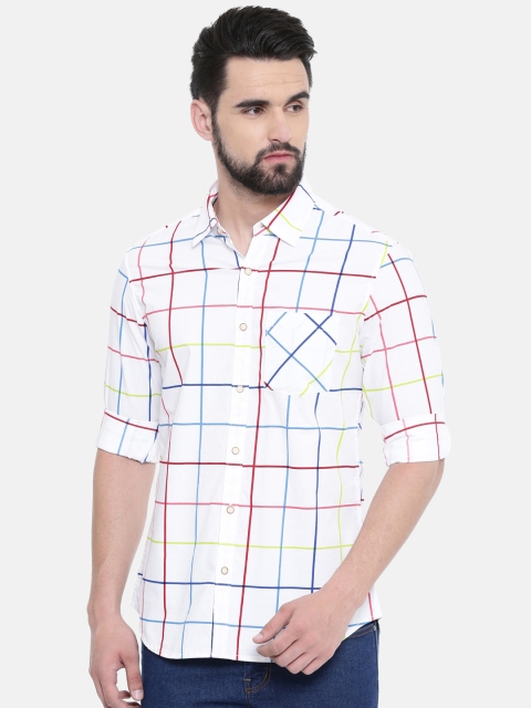 IMYOUNG Men White Slim Fit Checked Casual Shirt