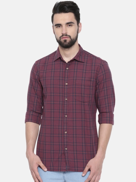 IMYOUNG Men Maroon Slim Fit Checked Casual Shirt