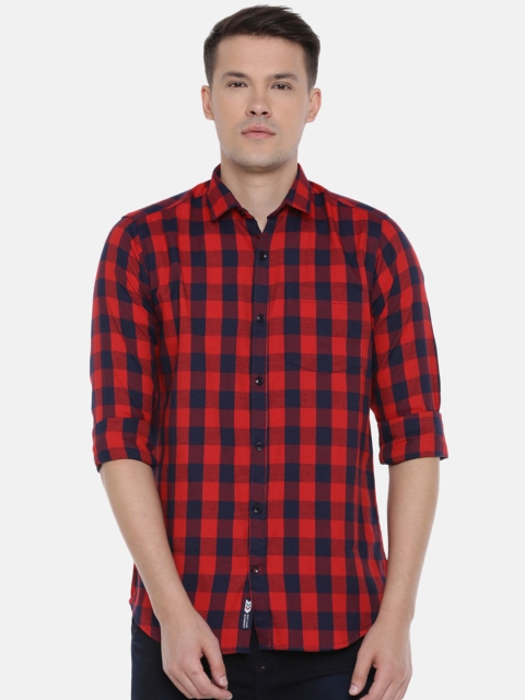 Cross Court Men Red & Navy Blue Slim Fit Checked Casual Shirt