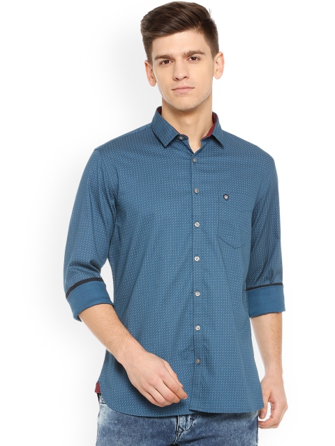 Van Heusen Sport Men Blue Slim Fit Checked Casual Shirt