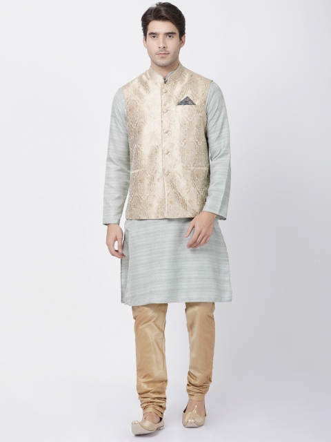 VASTRAMAY Men Green & Gold-Toned Self Design Kurta with Pyjamas & Jacket