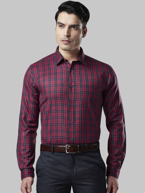 Next Look Men Maroon & Blue Regular Fit Checked Formal Shirt