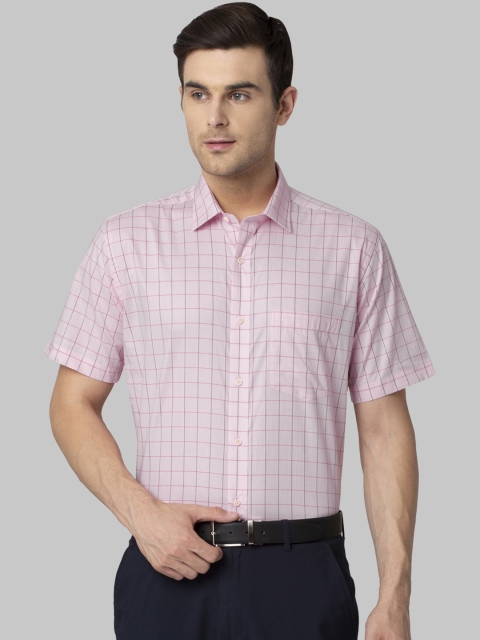 Park Avenue Men Pink Regular Fit Checked Formal Shirt
