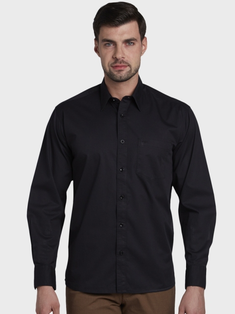 ColorPlus Men Black Regular Fit Solid Casual Shirt