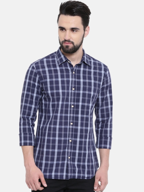 IMYOUNG Men Blue & White Slim Fit Checked Casual Shirt