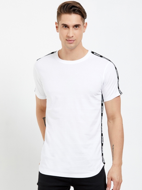 Maniac Men White Solid Round Neck T-shirt