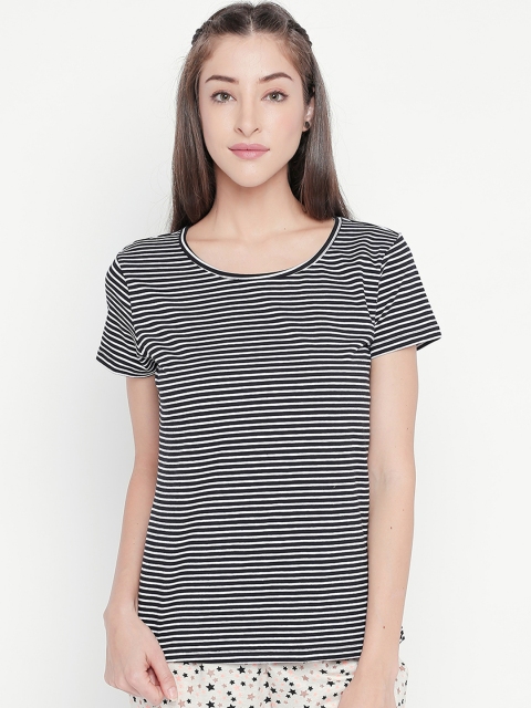 Dreamz by Pantaloons Women Black Striped Round Neck T-shirt