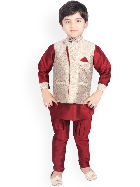 SG YUVRAJ Boys Red Solid Kurta with Pyjamas