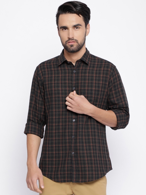 CAVALLO by Linen Club Men Cotton Linen Brown & Black Regular Fit Checked Casual Shirt