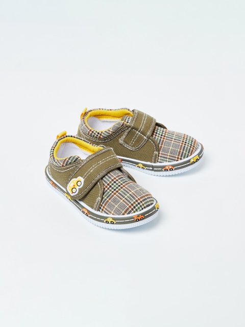 Fame Forever by Lifestyle Boys Olive Green Checked Slip-On Sneakers