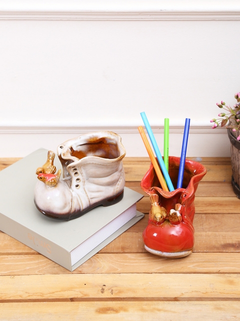TAYHAA Set of 2 Shoe-Shaped Ceramic Stationery Holder Showpiece, White