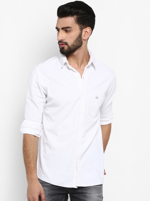 Mufti Men White Slim Fit Solid Casual Shirt